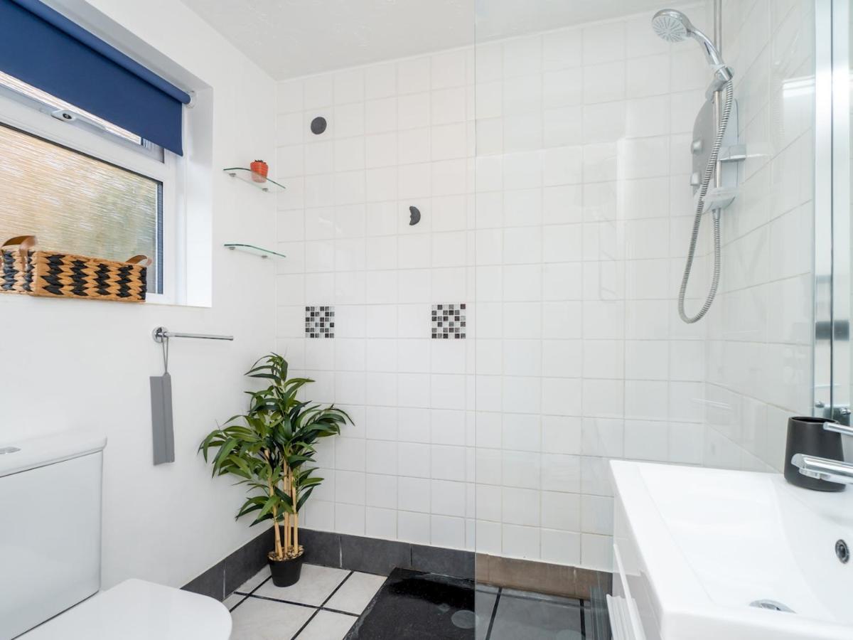 バースPass The Keys One Bed Flat With Stunning Views And Free Parkingアパートメント エクステリア 写真